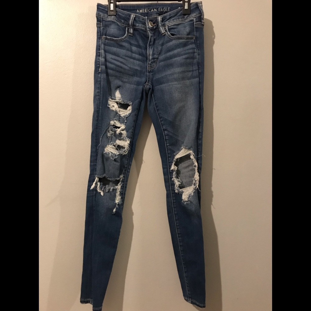 American Eagle skinny, ripped jeans